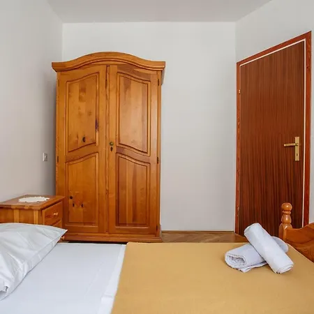 Nemira 15727c Apartment *